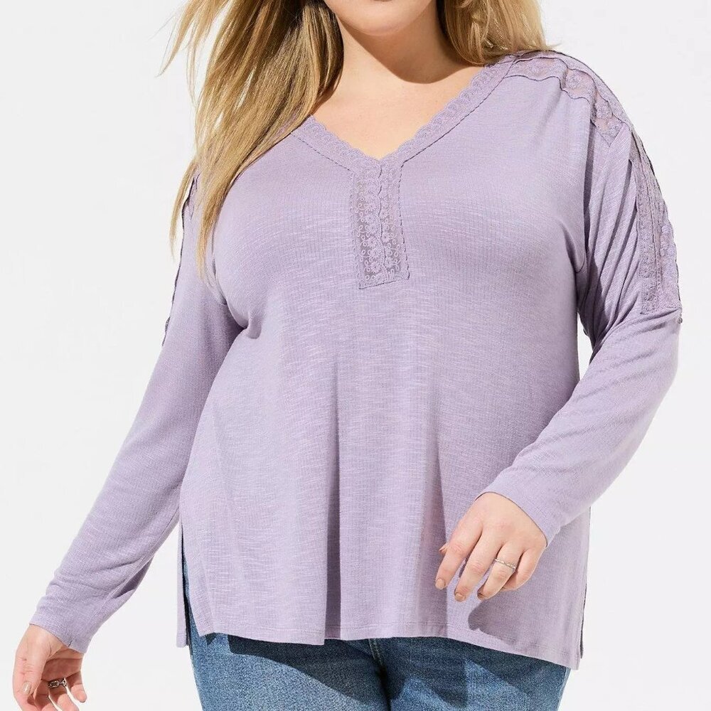 Torrid Super Soft Slub Long Sleeve Drop Shoulder Lace Yoke Top in Size 2
